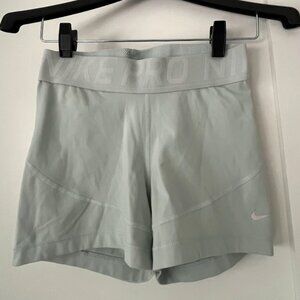 Nike Pro, Women’s Grey Biker Shorts